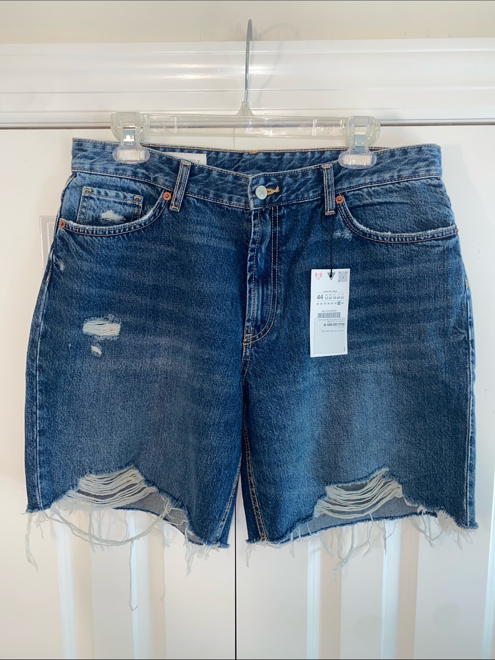 Zara Distressed Dark Blue Denim Cutoff Shorts NWT size 12